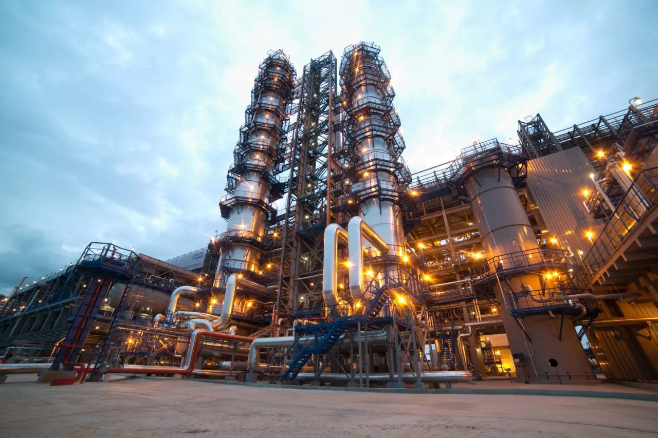 Применение станков для снятия фасок в нефтехимической промышленности